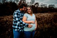 Ty and Ronniesue: Maternity